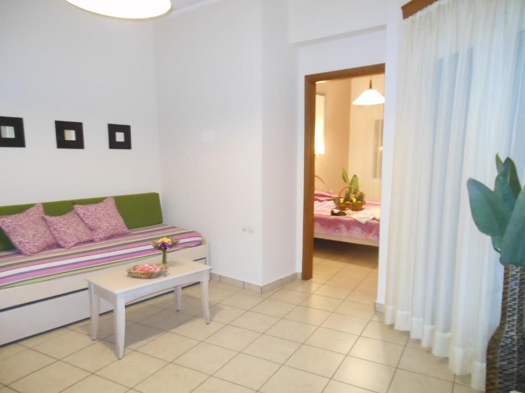 Aparthotel Jechrina Kato Daratso Habitación foto