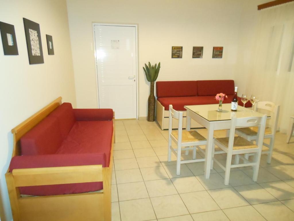 Aparthotel Jechrina Kato Daratso Habitación foto